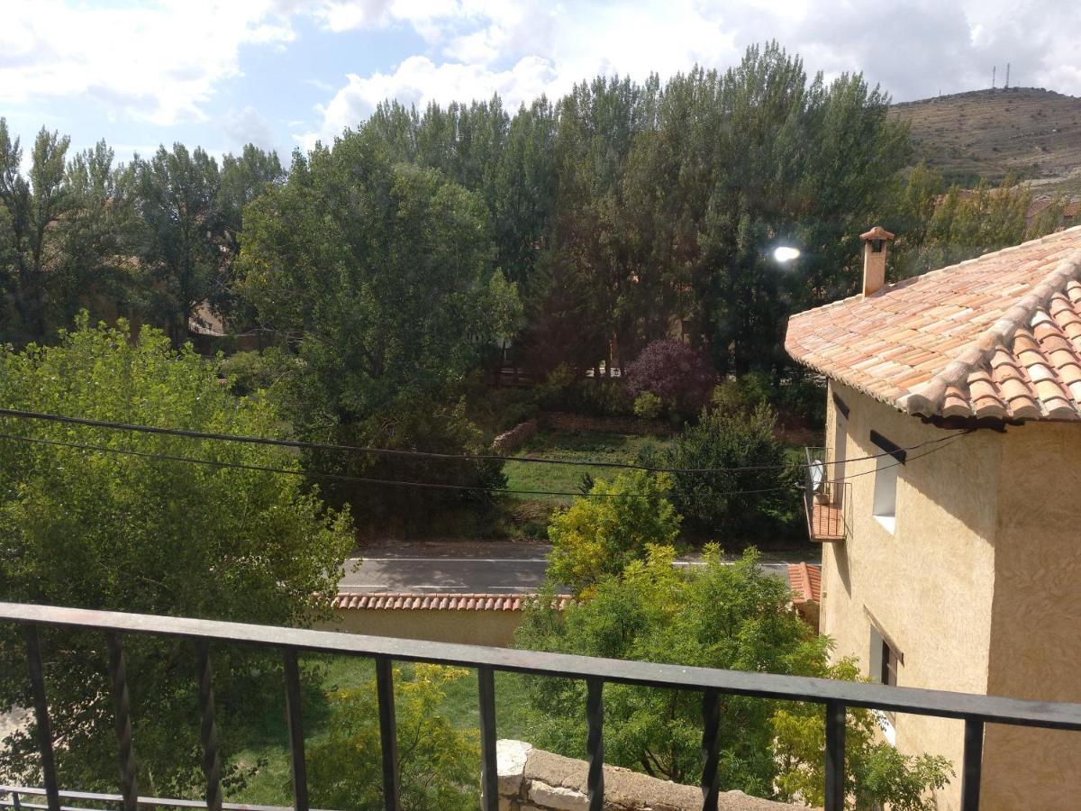 Casa Rural Amador Villarroya de los Pinares エクステリア 写真