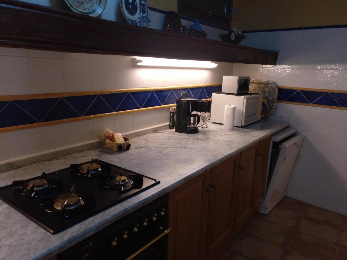 Casa Rural Amador Villarroya de los Pinares エクステリア 写真