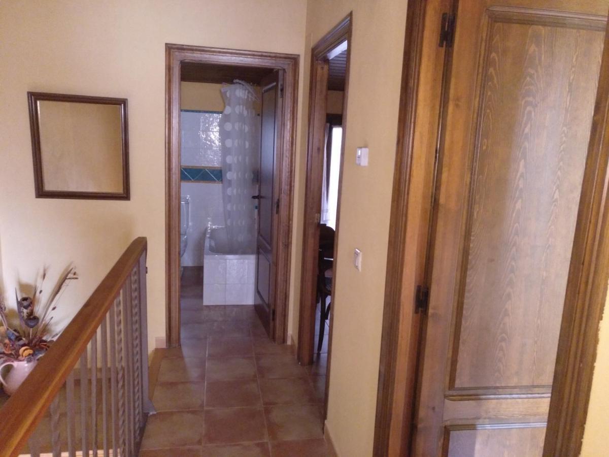 Casa Rural Amador Villarroya de los Pinares エクステリア 写真